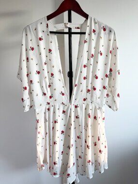 NWT Lioness Warhol Romper White with Red Roses - Size Large